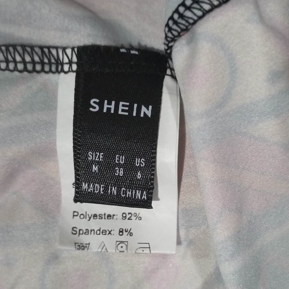 SHEIN Pastel Swirl Patterned Top - Picture 4 of 4